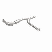 Load image into Gallery viewer, MagnaFlow 04-05 Ford F-150 5.4L Direct Fit Converter