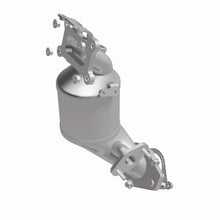 Load image into Gallery viewer, MagnaFlow Direct Fit Catalytic Converter 2021 Nissan Altima Single Manifold 2.5L