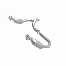 Load image into Gallery viewer, MagnaFlow 2007 Dodge Ram 1500 4.7L Direct Fit Converter
