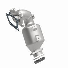 Load image into Gallery viewer, MagnaFlow Direct Fit Catalytic Converter 09-12 Mazda CX-7 2.3 L Underbody