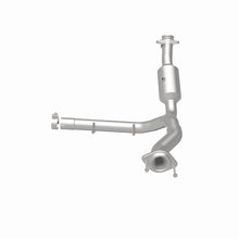 Load image into Gallery viewer, MagnaFlow 2021 Ford F-150 Right Underbody 5L Direct Fit Converter