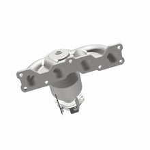 Load image into Gallery viewer, MagnaFlow Direct Fit Catalytic Converter 11-15 Kia Sportage OEM Manifold
