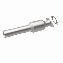 Load image into Gallery viewer, MagnaFlow 02-06 Sierra 2500HD 6.0L Direct Fit Converter