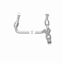 Load image into Gallery viewer, MagnaFlow 11-14 Escalade 6.2 Underbody Direct Fit Converter