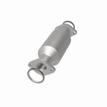 Load image into Gallery viewer, MagnaFlow 83-95 Toyota CA Direct Fit Converter