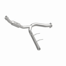 Load image into Gallery viewer, MagnaFlow 07-08 Ford Expedition 5.4L Direct Fit Converter