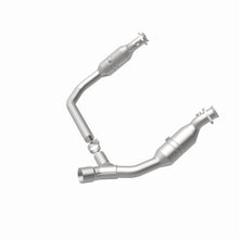 Load image into Gallery viewer, MagnaFlow 2006 Dodge Ram 1500 4.7L Direct Fit Converter