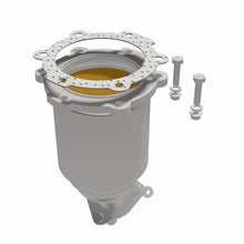Load image into Gallery viewer, MagnaFlow Direct Fit Catalytic Converter OEM 04-06 Nissan Altima 3.5L Close Coupled