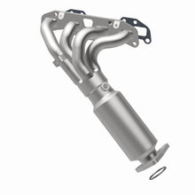 Load image into Gallery viewer, MagnaFlow 05-16 Nissan Frontier 2.5L Direct Fit Converter