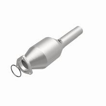Load image into Gallery viewer, MagnaFlow 96-98 Volkswagen Golf 2.8L Direct Fit Converter