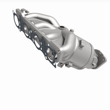 Load image into Gallery viewer, MagnaFlow 17-20 Nissan Rogue Sport Single Manifold 2L Direct Fit Converter
