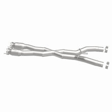 Load image into Gallery viewer, MagnaFlow 14-18 Chevrolet Corvette 6.2L Underbody Direct Fit Converter