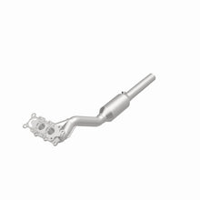 Load image into Gallery viewer, MagnaFlow 98-01 Volkswagen Beetle 2.0L Direct Fit Converter