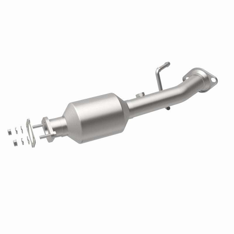 MagnaFlow California Direct Fit Catalytic Converter 13-15 Nissan NV200 2.0L