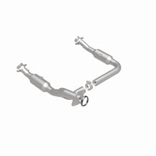Load image into Gallery viewer, MagnaFlow 2006 Ford Explorer 4.6L Direct Fit Converter