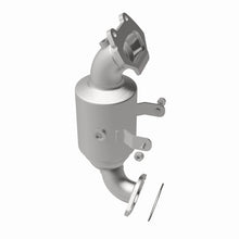 Load image into Gallery viewer, MagnaFlow 14-16 Ram ProMaster 1500/2500/3500 V6 3.6L CARB Compliant Direct Fit Catalytic Converter