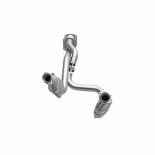 Load image into Gallery viewer, MagnaFlow 2005 Ford F-250 Super Duty 6.8L Direct Fit Converter
