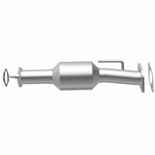 Load image into Gallery viewer, MagnaFlow 09-15 Chevrolet Traverse 3.6L Direct Fit Converter