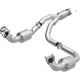 MagnaFlow 12-20 Chevrolet Express 4500 Underbody 6.0L Direct Fit Catalytic Converter