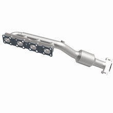Load image into Gallery viewer, MagnaFlow 2004 Nissan Titan 5.6L Direct Fit Converter