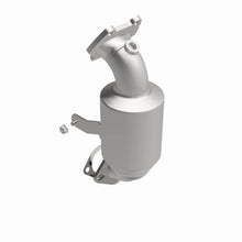 Load image into Gallery viewer, MagnaFlow 14-16 Ram ProMaster 1500/2500/3500 V6 3.6L CARB Compliant Direct Fit Catalytic Converter
