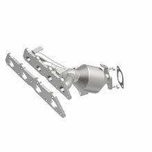 Load image into Gallery viewer, MagnaFlow Direct Fit Catalytic Converter 12-17 Hyundai Accent 1.6L
