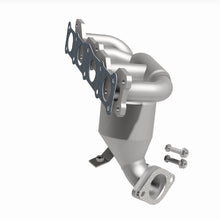 Load image into Gallery viewer, MagnaFlow 2015 Kia Optima 2.4L Direct Fit Catalytic Converter