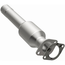 Load image into Gallery viewer, MagnaFlow 02-06 Sierra 2500HD 6.0L Direct Fit Converter