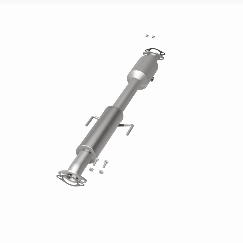 Magnaflow 2015 Kia Optima 2.4L Direct Fit Cat Converter (California Grade)