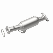 Load image into Gallery viewer, MagnaFlow 10-11 Soul 1.6L Underbody Direct Fit Converter