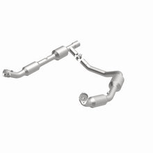 Load image into Gallery viewer, MagnaFlow 2006 Ford E-250 5.4L Direct Fit Converter