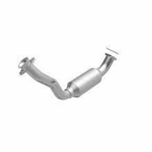 Load image into Gallery viewer, MagnaFlow 97-00 Ford Explorer 4.0L Direct Fit Converter