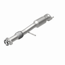 Load image into Gallery viewer, MagnaFlow 17-19 Toyota Highlander 3.5L Direct Fit Converter