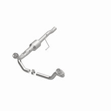 Load image into Gallery viewer, MagnaFlow 00-01 Dodge Ram 1500 3.9L Direct Fit Converter