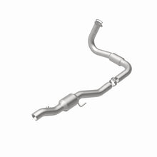 Load image into Gallery viewer, MagnaFlow 01-06 Sierra 2500 HD 6.0L D/S Direct Fit Converter