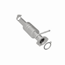Load image into Gallery viewer, MagnaFlow 09-13 Toyota Highlander 2.7L Direct Fit Converter