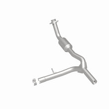 Load image into Gallery viewer, MagnaFlow 07-08 F-150 V8 4.6 OEM Underbody Direct Fit Converter