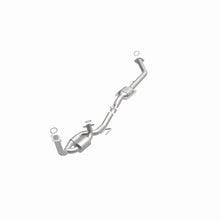 Load image into Gallery viewer, MagnaFlow 98-00 Sienna V6 3 OEM Underbody Direct Fit Converter