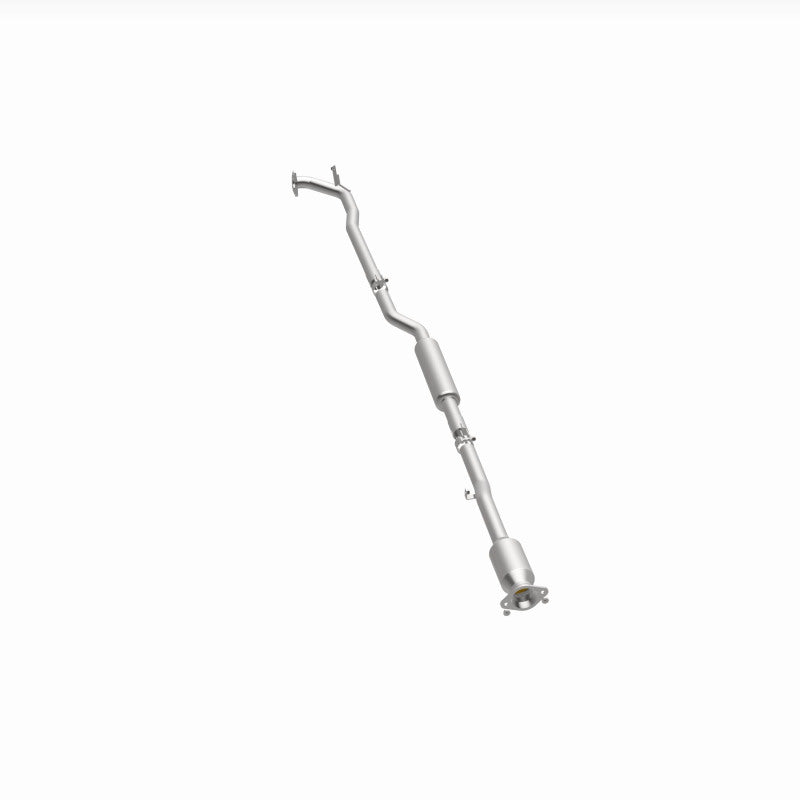 MagnaFlow 14-18 Mitsubishi Outlander Underbody 2.4L AWD Direct Fit Catalytic Converter