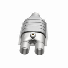 Load image into Gallery viewer, MagnaFlow 2.5in./2in. S/D CAOBDII Universal Converter