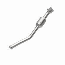 Load image into Gallery viewer, MagnaFlow 13-15 Dodge Durango V6 3.6L OEM Grade / EPA Compliant Direct-Fit Catalytic Converter
