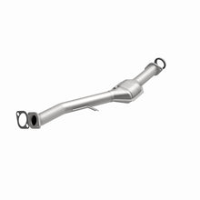 Load image into Gallery viewer, MagnaFlow 2005 Subaru Outback 2.5L Direct Fit Converter