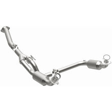 Load image into Gallery viewer, MagnaFlow 04-05 Chevrolet Express 1500 5.3L Direct Fit Converter