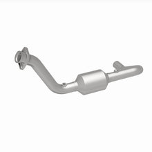 Load image into Gallery viewer, MagnaFlow 04-06 Dodge Durango 5.7L Direct Fit Converter