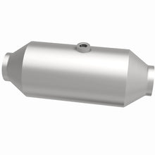 Load image into Gallery viewer, MagnaFlow MagnaFlow 2.5 in. OEM Grade Federal / EPA Compliant Universal Catalytic Converter