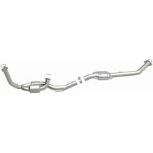 Load image into Gallery viewer, MagnaFlow 98-00 Toyota Sienna 3.0L Direct Fit Converter