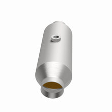 Load image into Gallery viewer, MagnaFlow 2.50 1/O2 CA 4in. Spun Universal Converter