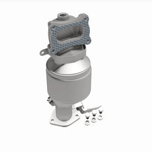 Load image into Gallery viewer, MagnaFlow 17-22 Honda Pilot 3.5L California Grade CARB Compliant DF Manifold Catalytic Converter