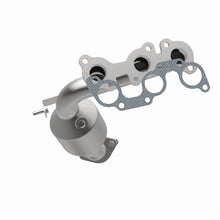 Load image into Gallery viewer, MagnaFlow 04-06 Toyota Sienna 3.3L Direct Fit Converter