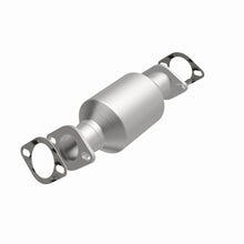 Load image into Gallery viewer, MagnaFlow 11-12 Sedona 3.5L Underbody Direct Fit Converter